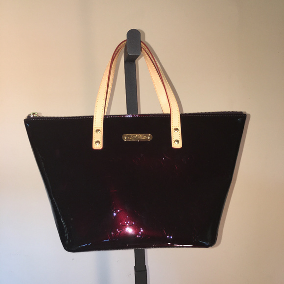 Louis Vuitton Bellevue PM in Amarante NEW - Picture 2 of 8